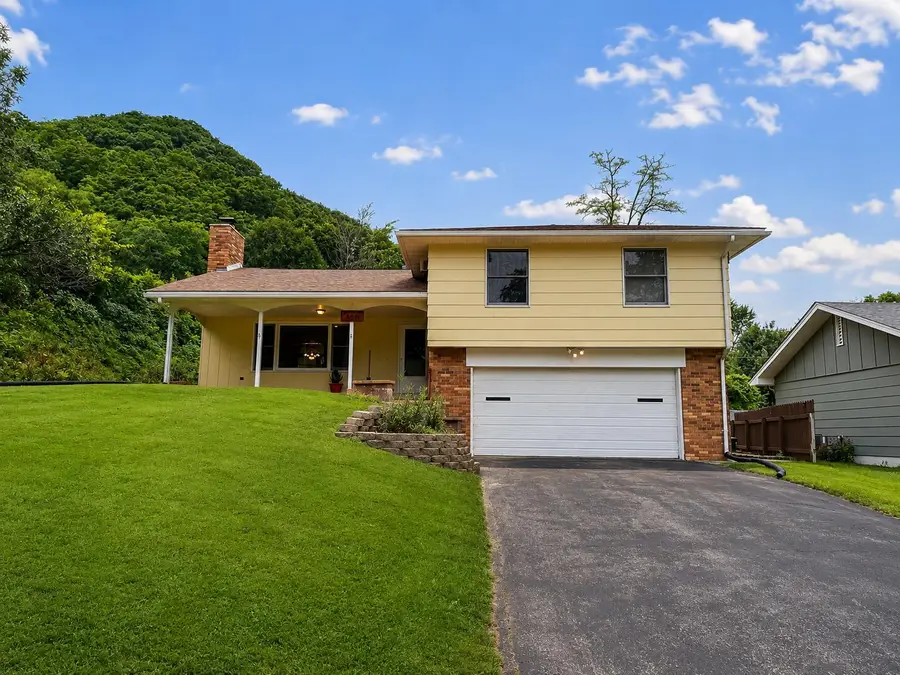 817 Clarks Ln, Winona, MN 55987 - #2