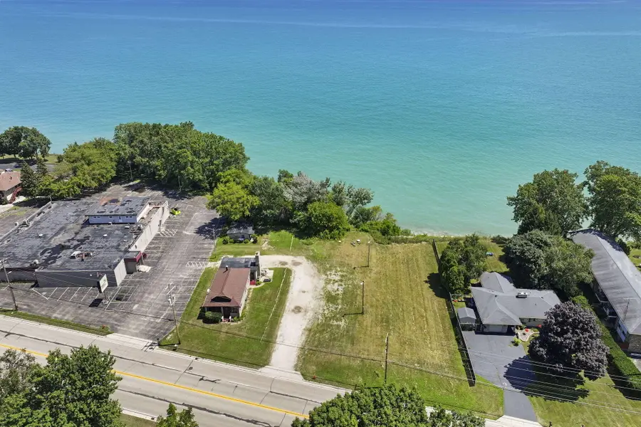 1039 Sheridan Rd, Somers, WI 53140 - #3