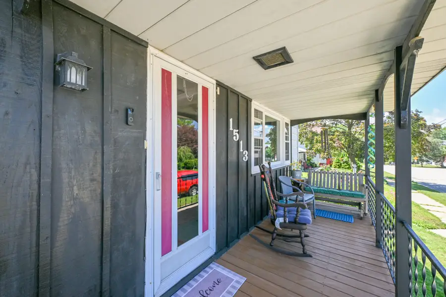 1513 Cherry St, South Milwaukee, WI 53172 - #3