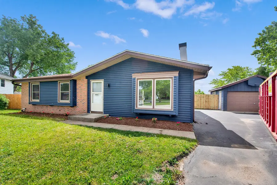 2905 Lake Vista Ct, Caledonia, WI 53402 - #3