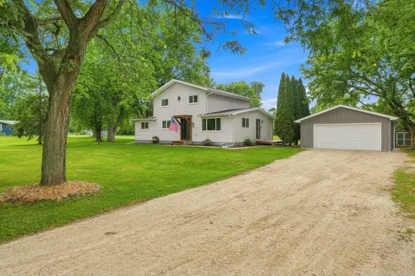 7457 W Lincoln Rd, Eldorado, WI 54979