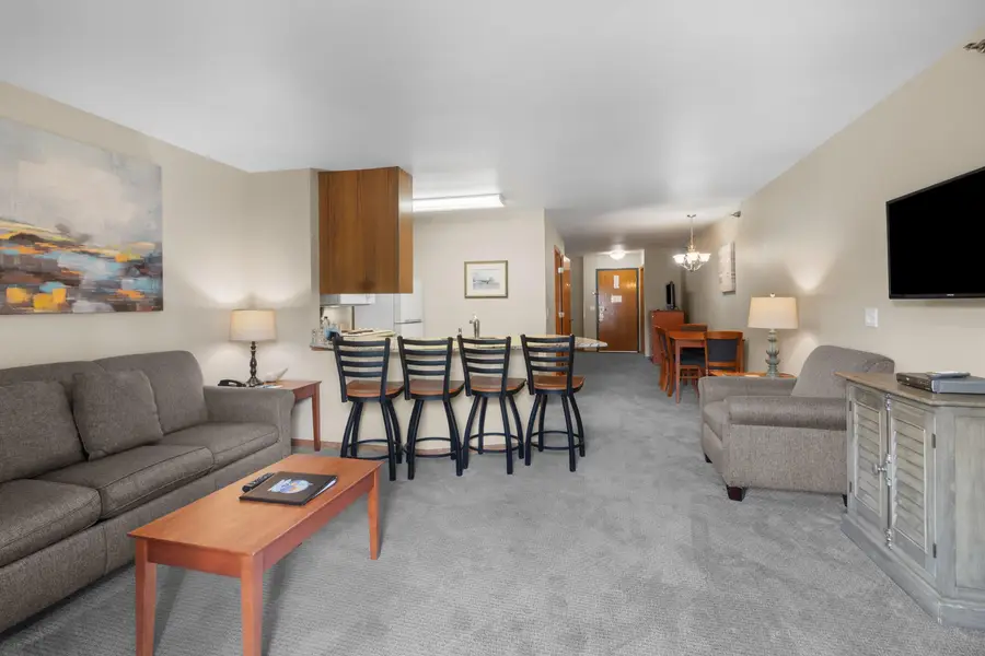 111 Center St, Lake Geneva, WI 53147 - #2