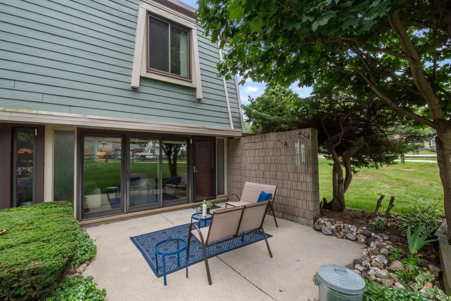 3333 5th Ave, South Milwaukee, WI 53172 - #2