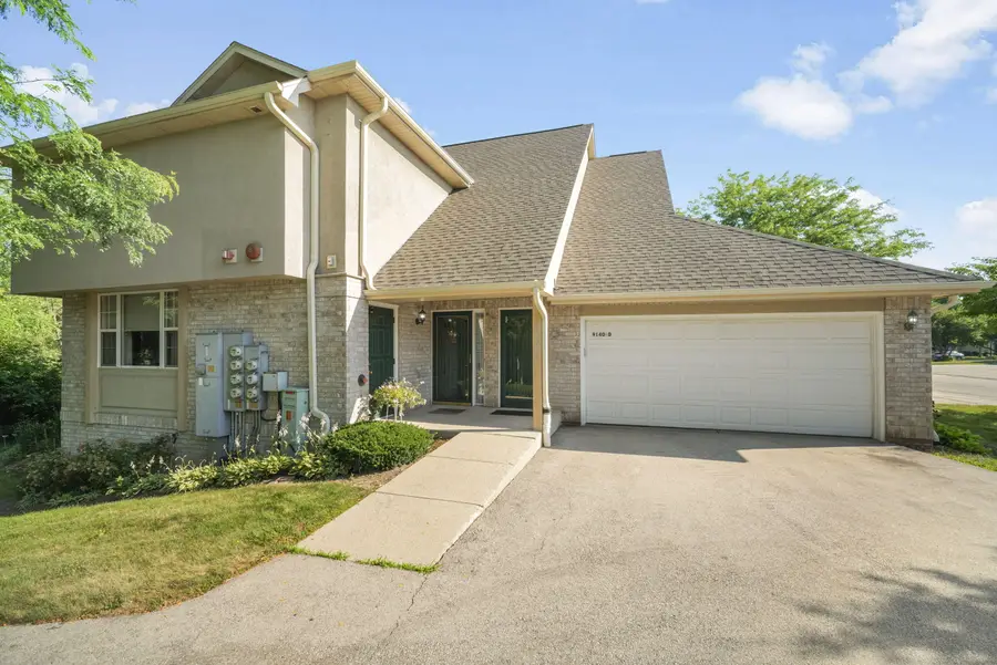 9140 W Elm Ct, Franklin, WI 53132 - #2