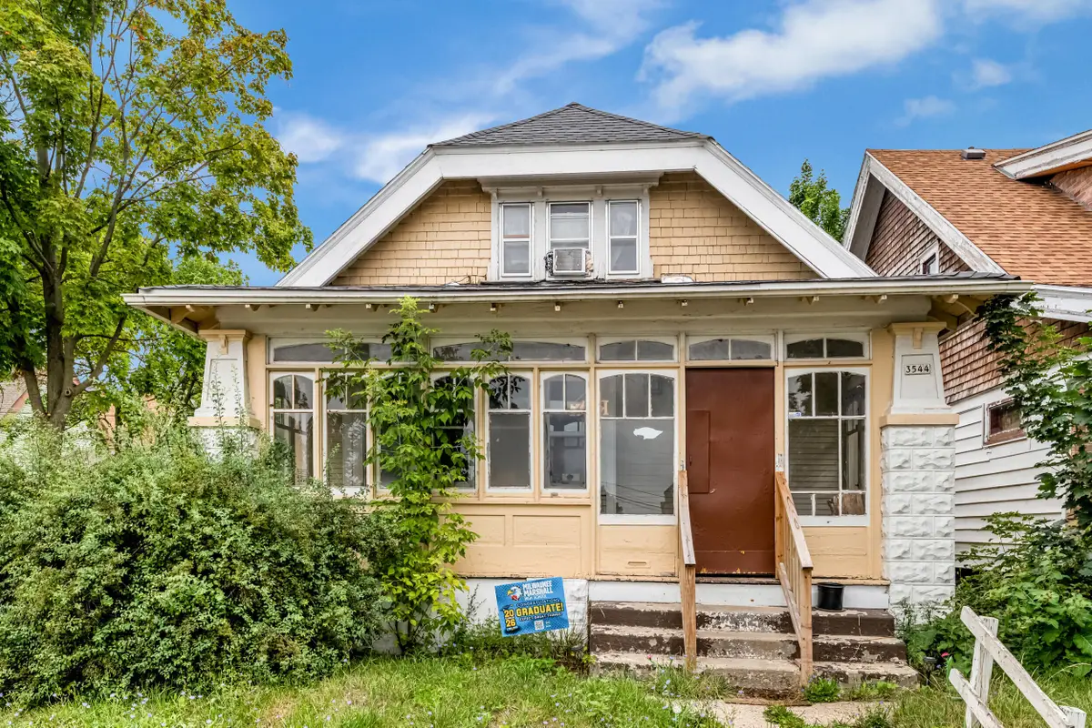 3544 N 23rd St, Milwaukee, WI 53206 - #1
