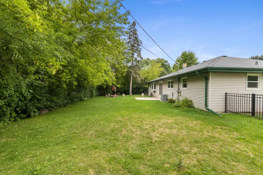 335 Fairway Dr, Brookfield, WI 53005 - #2