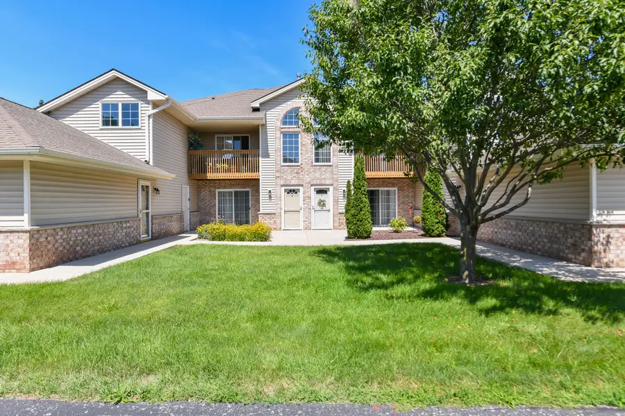 3016 Meyer Ct, Mount Pleasant, WI 53406 - #3