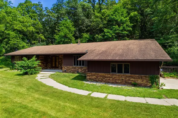 24334 County Road 9, Winona, MN 55987