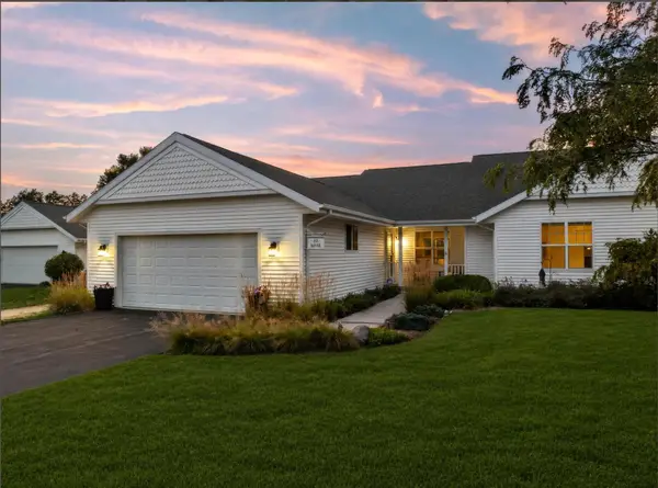 615 Otto Ln, Elkhart Lake, WI 53020