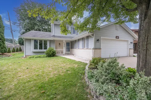 9425 W Harrison Ave, West Allis, WI 53227