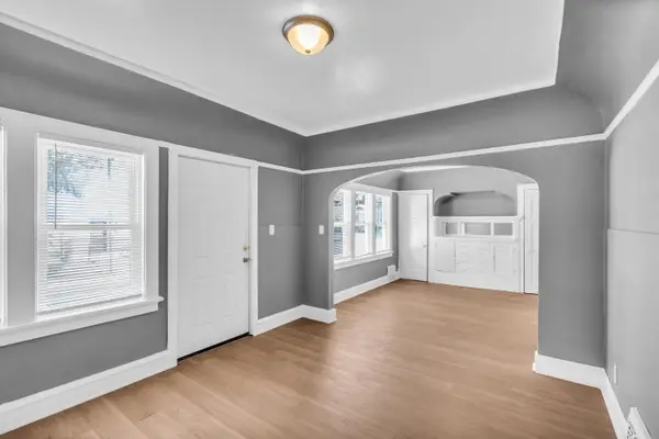 3573 N 11th St, Milwaukee, WI 53206