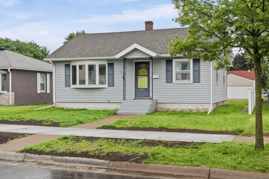 2113 16th St S, La Crosse, WI 54601 - #2
