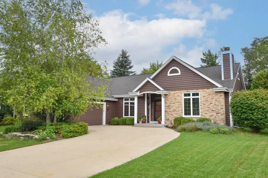 W71N428 Mulberry Ave, Cedarburg, WI 53012 - #3