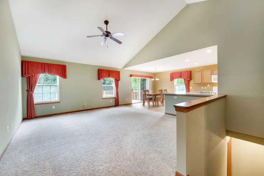 755 Meadowview Ln, Johnson Creek, WI 53038 - #3