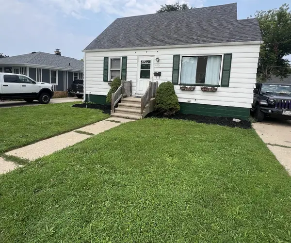 5405 42nd Ave, Kenosha, WI 53144