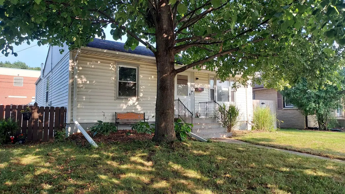 1405 15th Ave, South Milwaukee, WI 53172 - #1