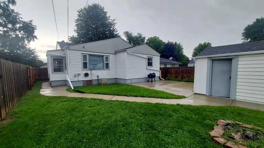 1405 15th Ave, South Milwaukee, WI 53172 - #2