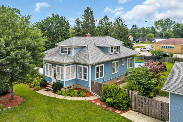 24917 83rd St, Salem Lakes, WI 53168