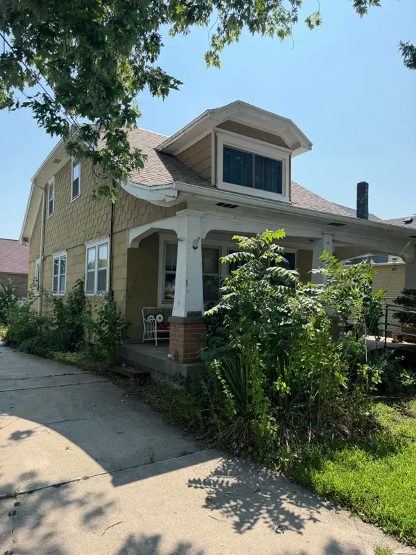 3563 Douglas Ave, Racine, WI 53402