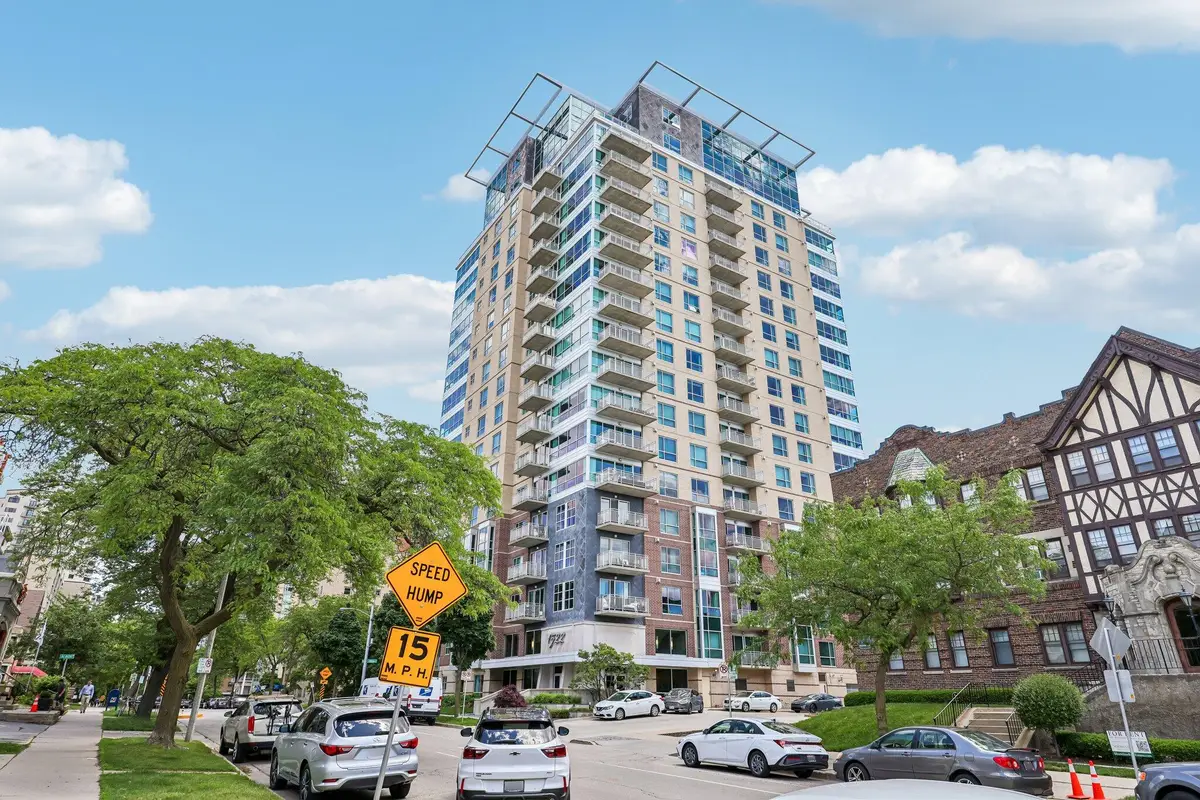 1522 N Prospect Ave, Milwaukee, WI 53202 - #1