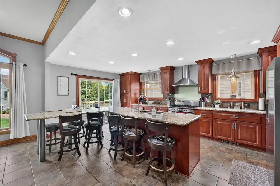 1296 Carla Ln, West Bend, WI 53095 - #2