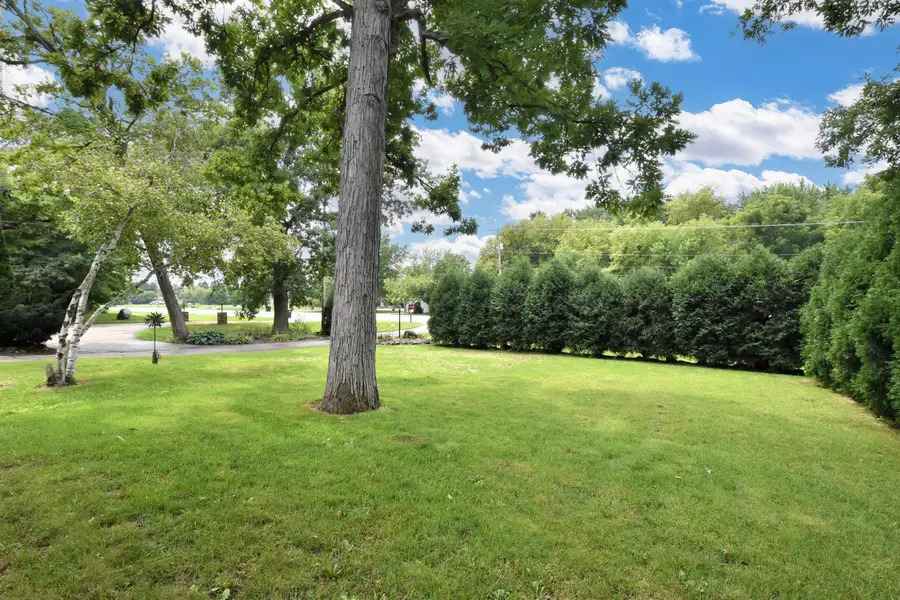 8611 Big Bend Rd, Waterford, WI 53185 - #2