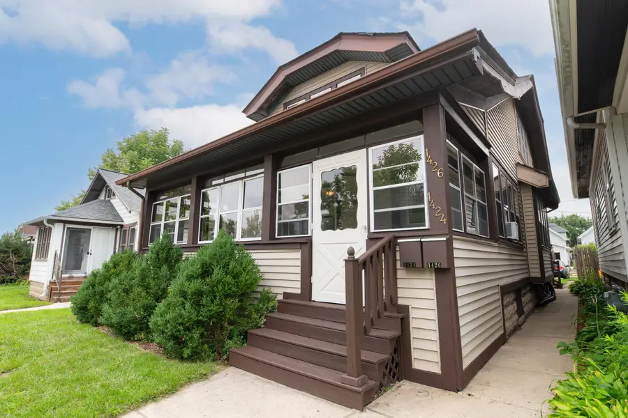 1424 S 57th St, West Allis, WI 53214 - #2
