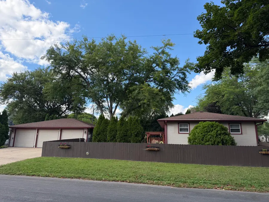 5421 Eastland Way, Madison, WI 53716 - #3