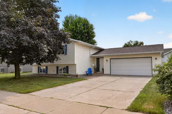 1113 10th Ave N, Onalaska, WI 54650
