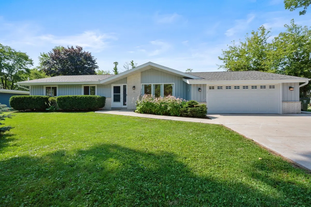 501 W Bayfield Ave, Glendale, WI 53217 - #1