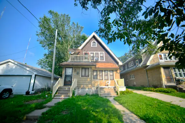 4956-4958 N 19th St, Milwaukee, WI 53209