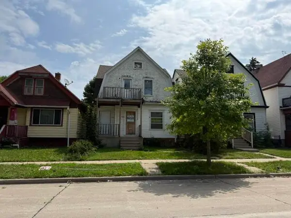 3626 N 9th St, Milwaukee, WI 53206