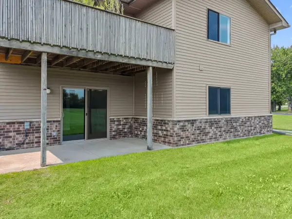 1011 S Second St, Delavan, WI 53115