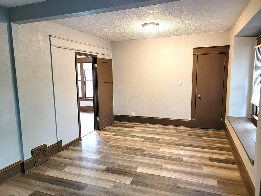 2372 N 44th St, Milwaukee, WI 53210 - #2