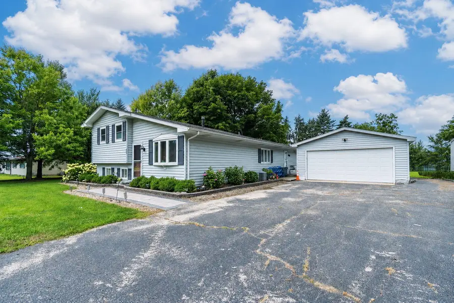 135 Prairie St, Sharon, WI 53585 - #2