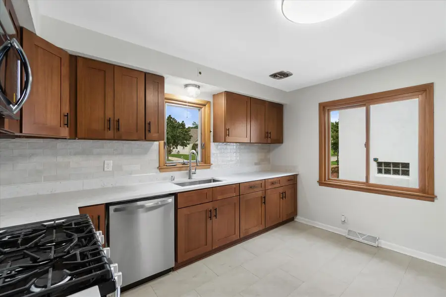 2013 S 97th St, West Allis, WI 53227 - #2