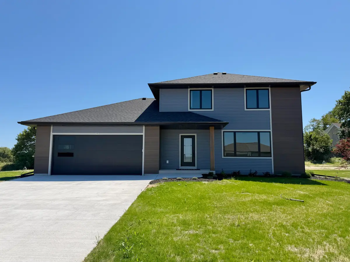 2853 Granite Ct, Sheboygan, WI 53081 - #1