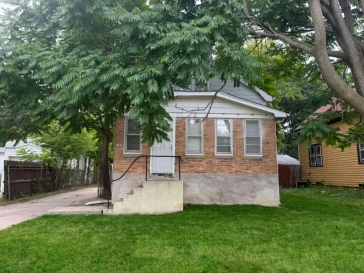 7127 N 43rd St, Milwaukee, WI 53209 - #1