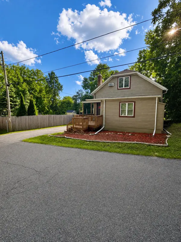 N3217 Mistle Rd, Geneva, WI 53147