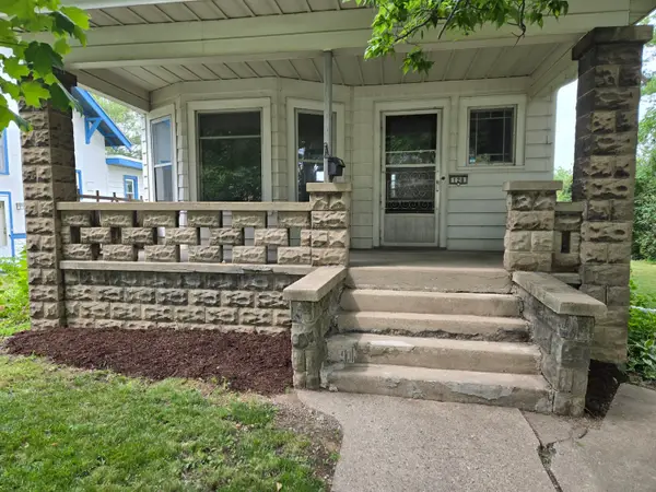 128 Hinman Ave, Waukesha, WI 53186