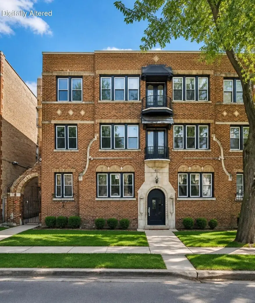2613 W Capitol Dr, Milwaukee, WI 53206 - #1