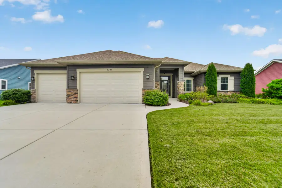 5227 Kings Way, Mount Pleasant, WI 53403 - #2