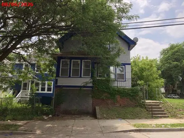 209 E Chambers St, Milwaukee, WI 53212