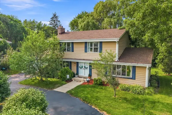 11145 N Riverland Ct, Mequon, WI 53092