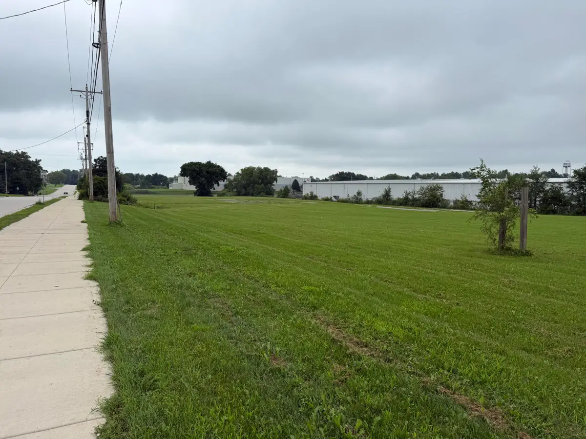 Lt1 York St, Union Grove, WI 53182 - #1