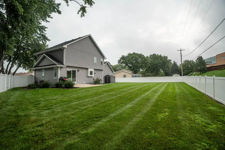 165 E Golden Ln, Oak Creek, WI 53154 - #3