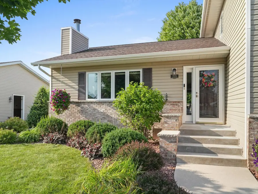 2810 44th St, Two Rivers, WI 54241 - #3