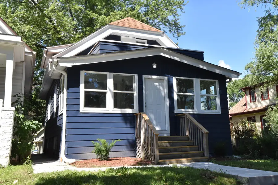 5527 N 34th St, Milwaukee, WI 53209 - #2