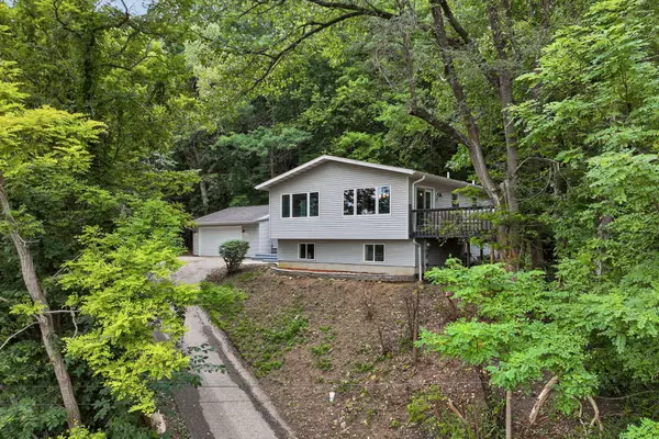 2904 Bliss Rd, La Crosse, WI 54601