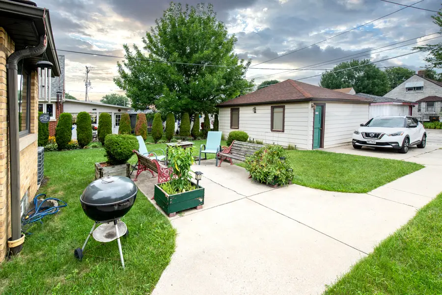 3130 S 35th St, Milwaukee, WI 53215 - #3